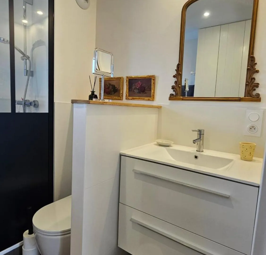 Apartmán Les Remparts - 250 M From Port - Wifi - Parking - Calme Vannes